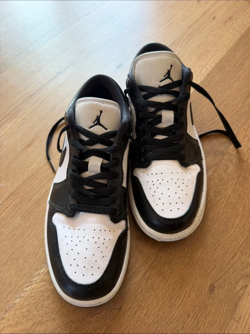 Air Jordan 1 Low Panda Black White Women’s 9.5 | DC0774-101